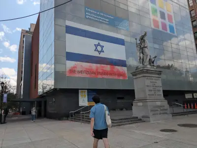 Suspect accused of vandalizing Philly's Jewish history museum surrenders