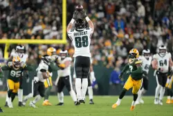 The pivotal plays from the Eagles' bizarre, frustrating win over the Packers