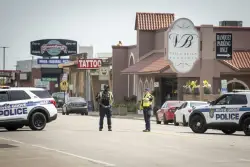 Latino leaders condemn ICE over incidents in Chicago, including driver’s fatal shooting