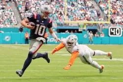 Patriots-Dolphins film review: Inside Drake Maye’s best NFL start yet