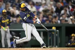 Blake Perkins homers twice as Brewers get 25 hits in 16-9 win over Nationals
